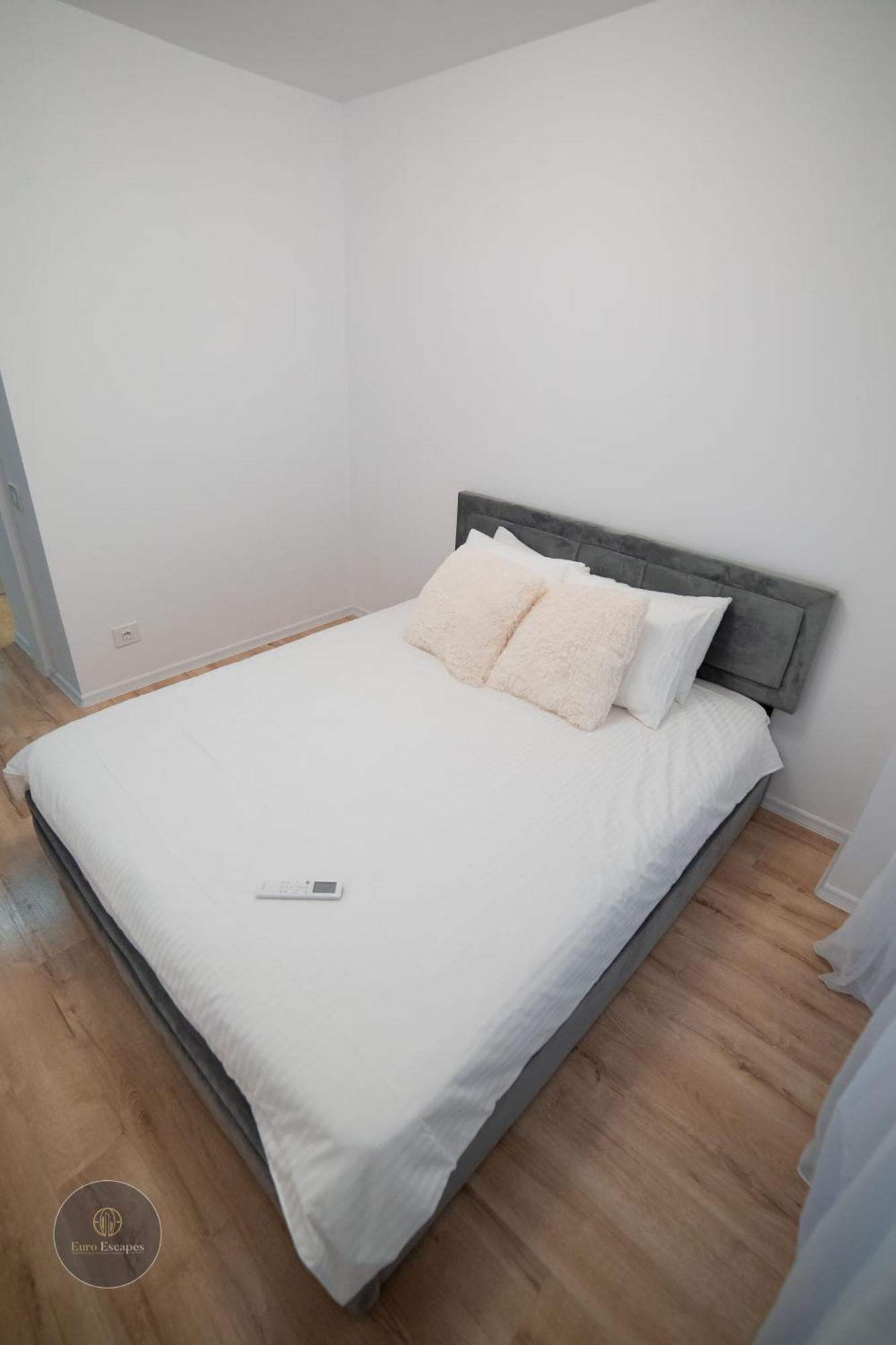 Luxury 2bedrooms 2 Bath Sleeps 4 Near Promenada Mall With Wifi Apartament *